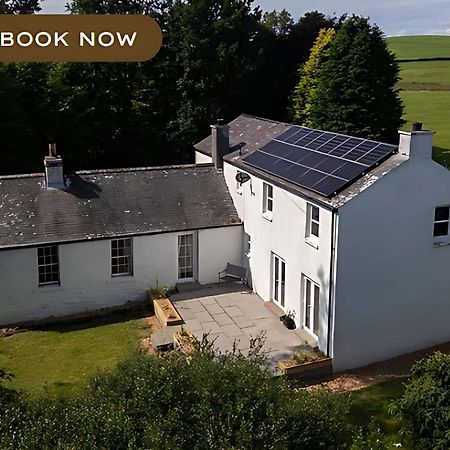 Large Country House With Garden, Outdoor Spa Area & Games Room With Hot Tub And Fire Pit Wigtown Exterior foto